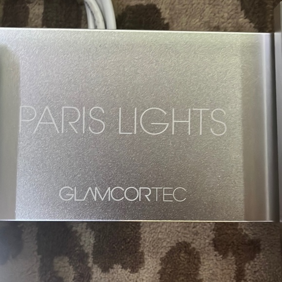 Glamcor Paris Lights - Picture 1 of 5